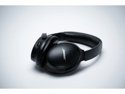 Bose QC35: Легенда, що відмовилася старіти 